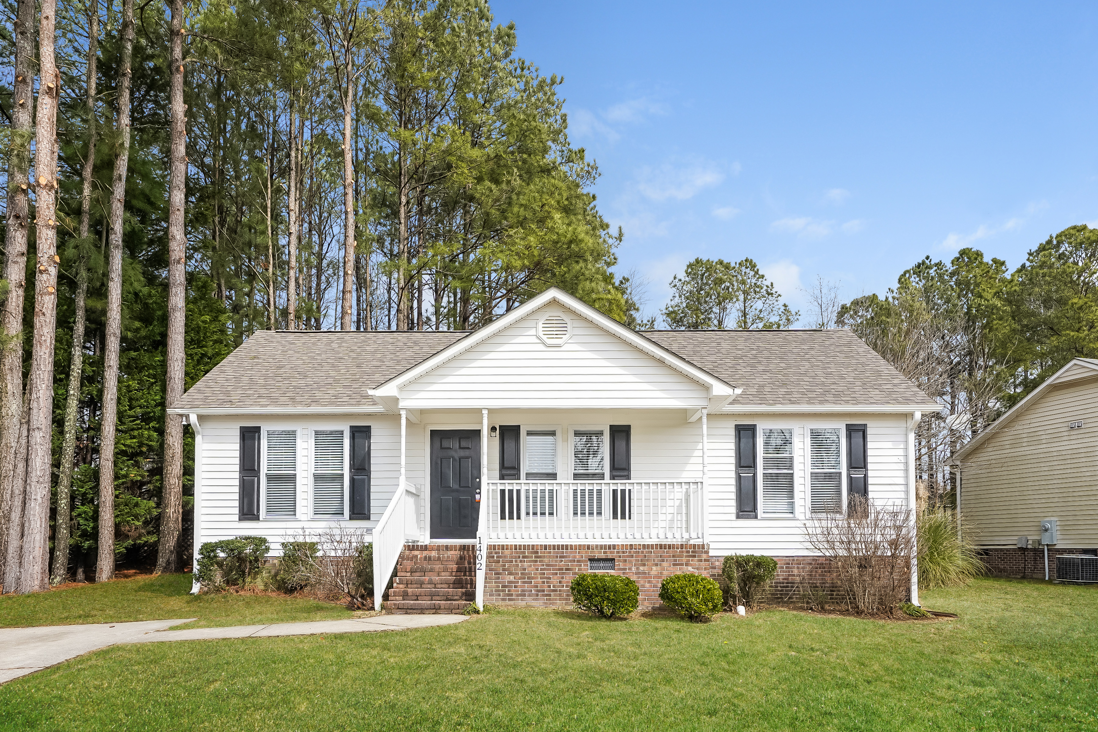 1402 Mandolin Pl Zebulon, NC 27597